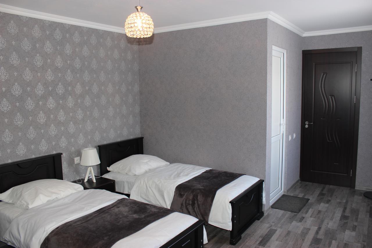 Hotel Elia Kazbegi Екстериор снимка